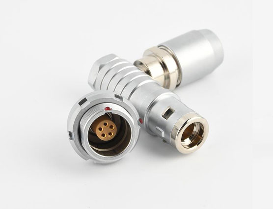 什么是推拉自鎖連接器？